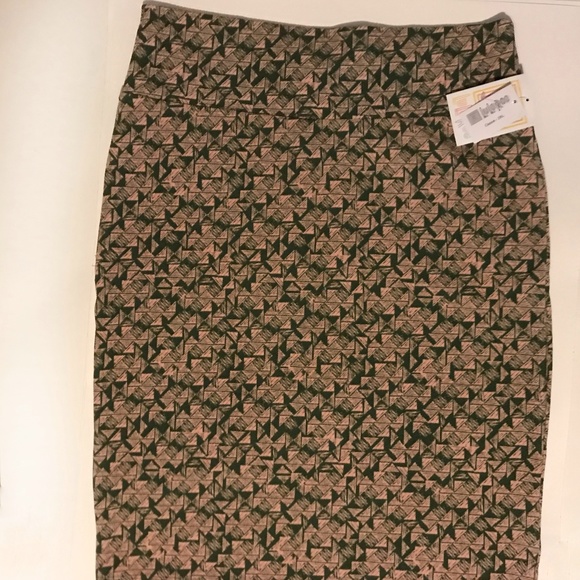 LuLaRoe Dresses & Skirts - NWT LuLaRoe Cassie Pencil Skirt Skirt Size 2x